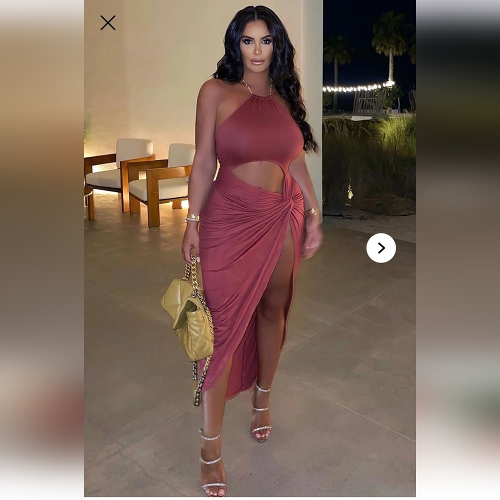 Fashion Nova Laguna Beach Halter Maxi Dress